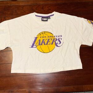 NBA Los Angeles Lakers Cropped t shirt medium cream size M